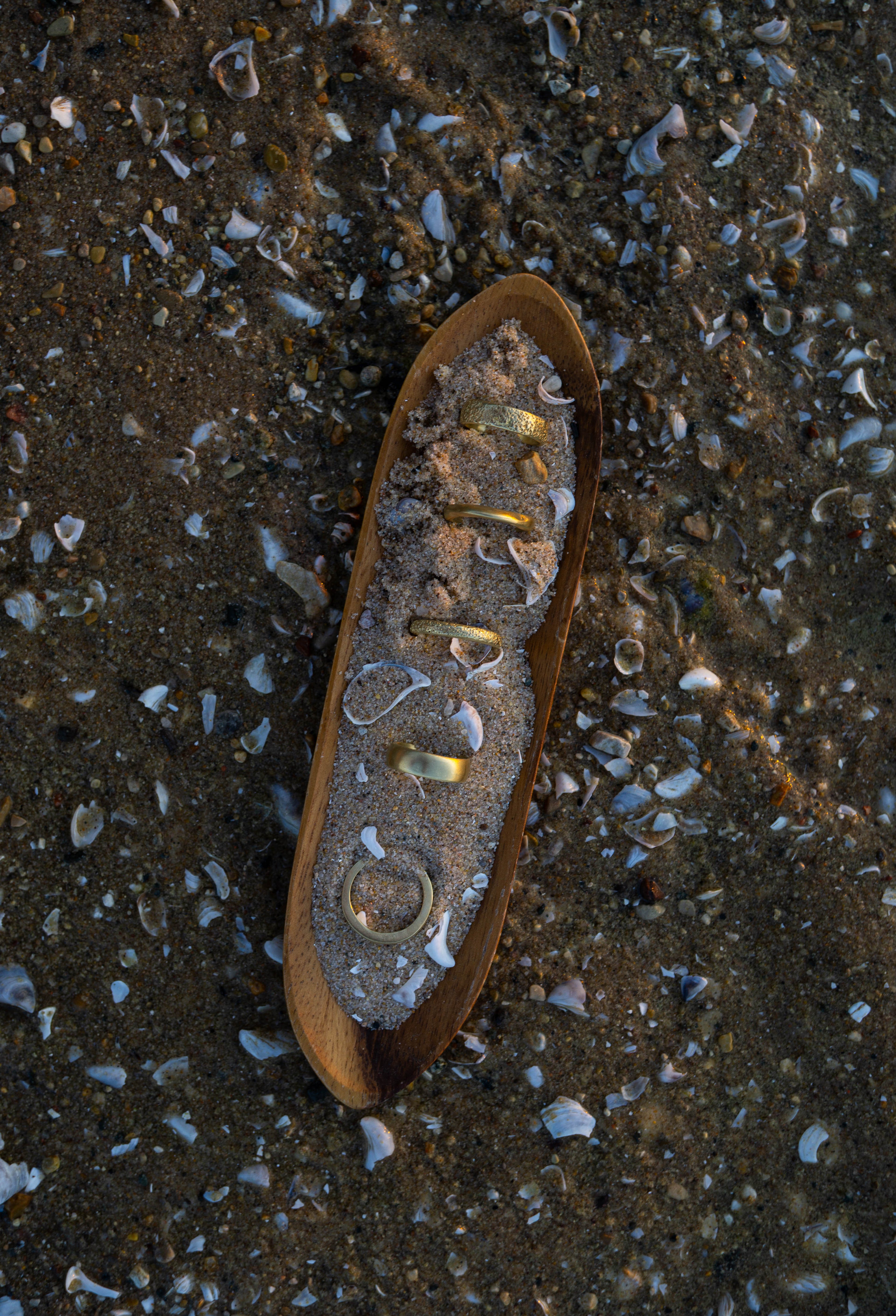 round stacker - sand
